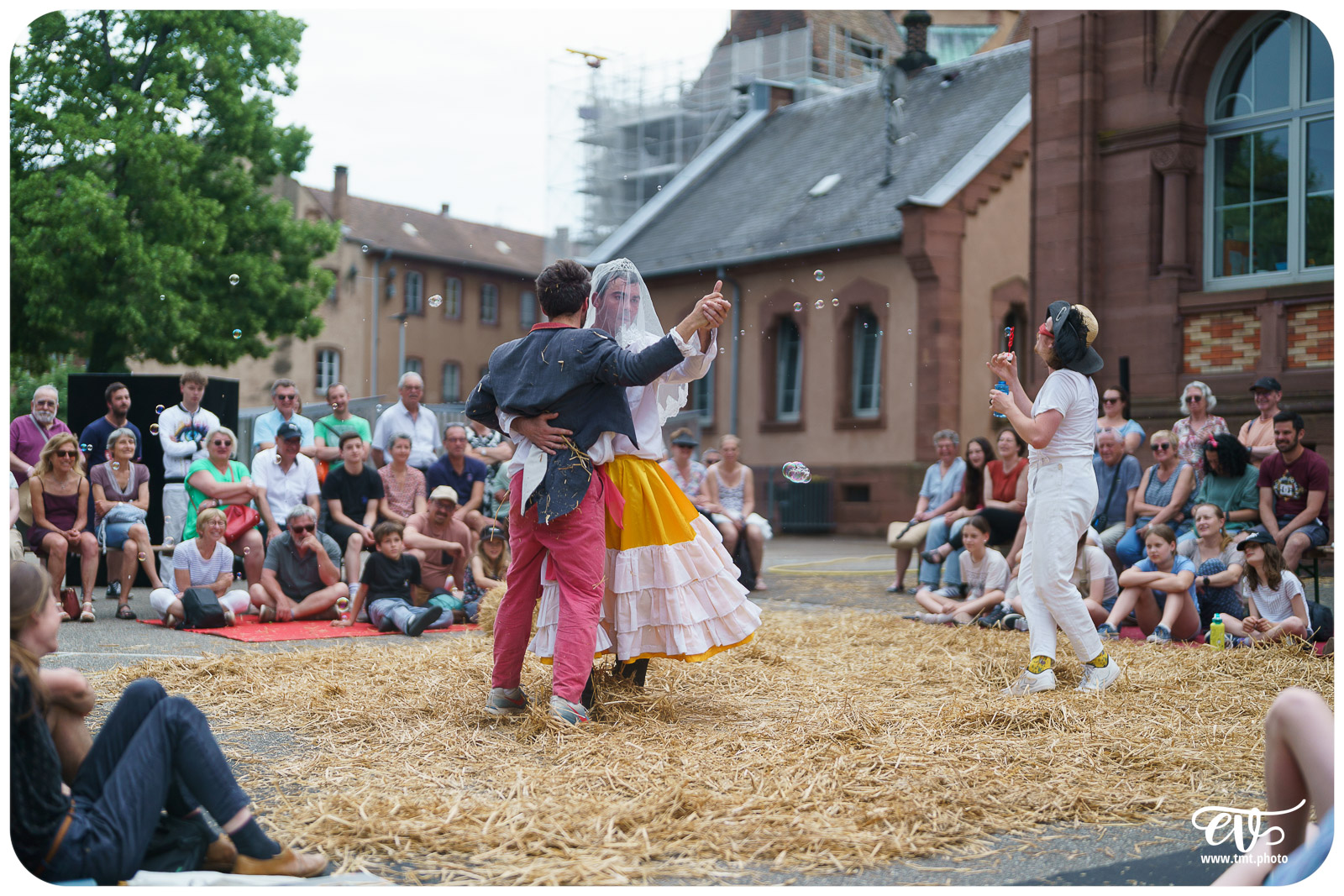 LE MARIAGE FORCÉ (DE MOLIÈRE) - CIE 800 LITRES DE PAILLE)